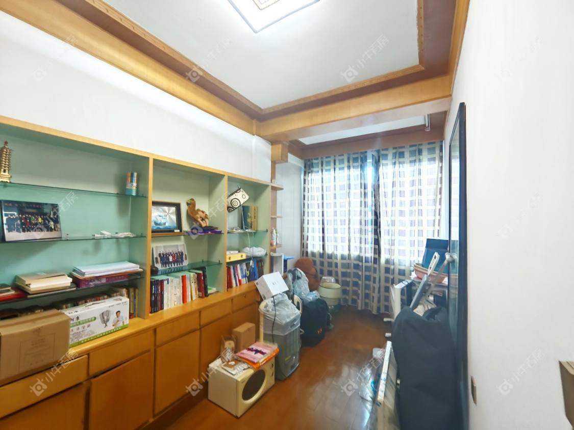 镇江商业街在售二手房源室内图_小牛看房