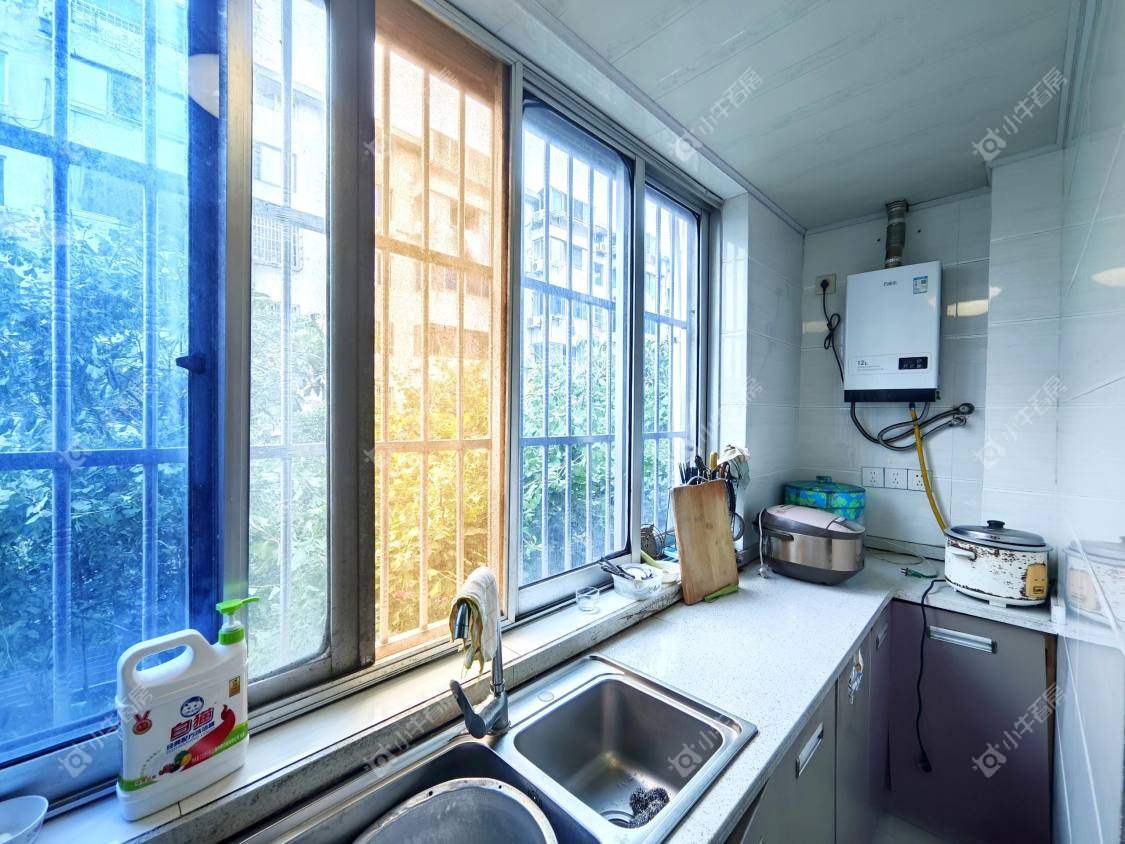 镇江台阳小区在售二手房源室内图_小牛看房