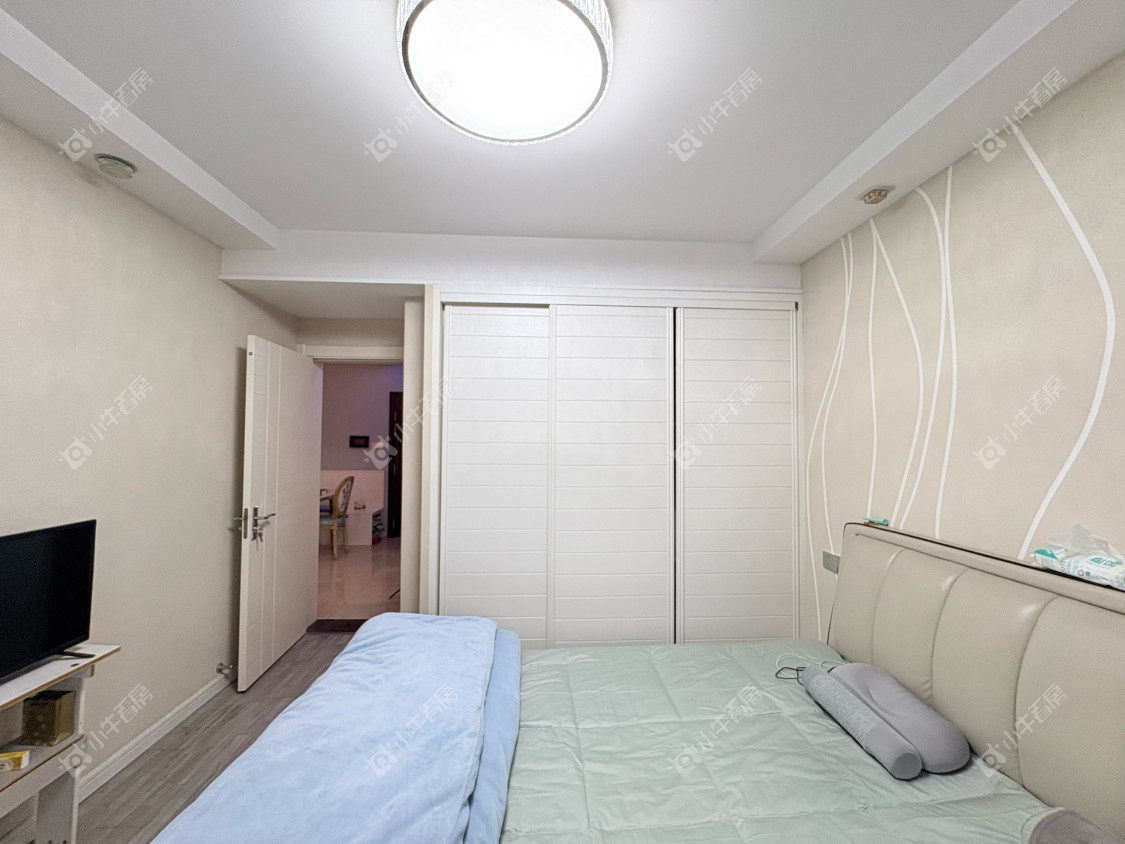 镇江美亚华悦在售二手房源室内图_小牛看房