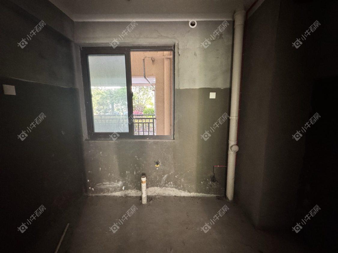 镇江荣城国际（中央公馆）在售二手房源室内图_小牛看房