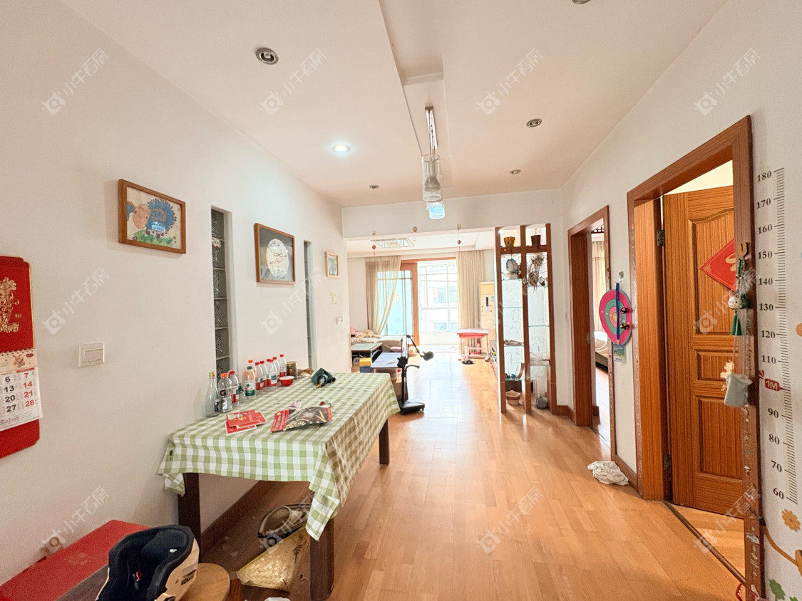 镇江凤翔花园在售二手房源室内图_小牛看房