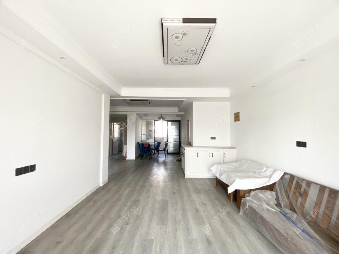 镇江东南新城在售二手房源室内图_小牛看房