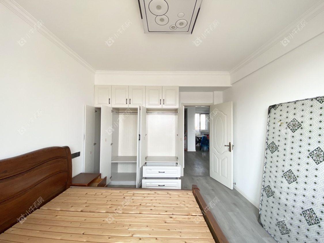 镇江东南新城在售二手房源室内图_小牛看房