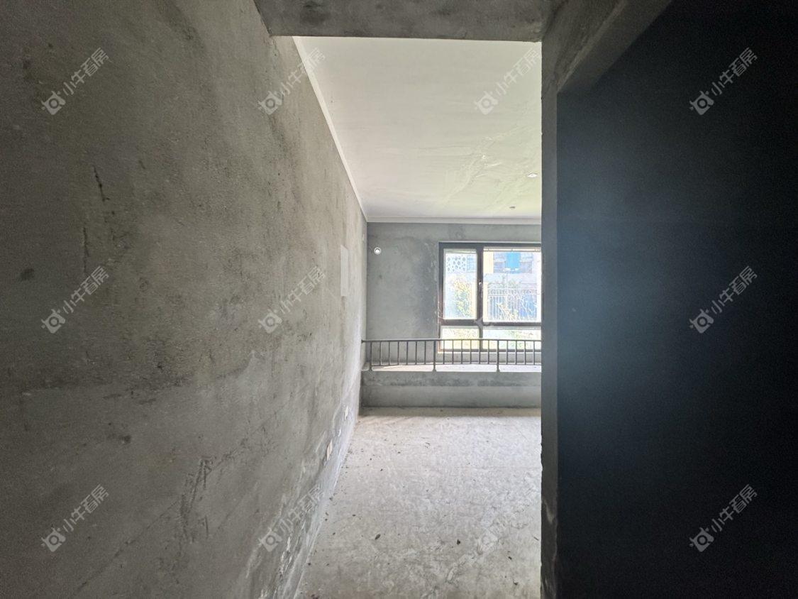 镇江荣城国际（中央公馆）在售二手房源室内图_小牛看房