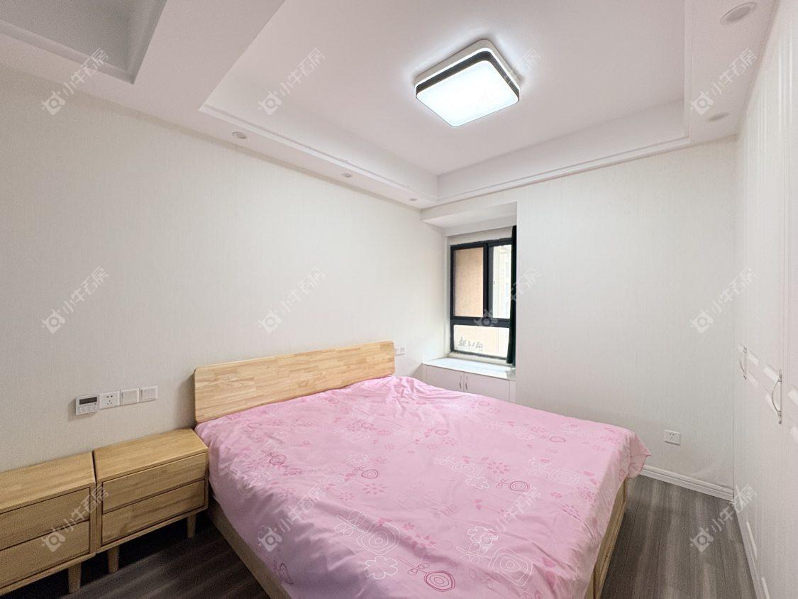 镇江荣城国际一期在售二手房源室内图_小牛看房