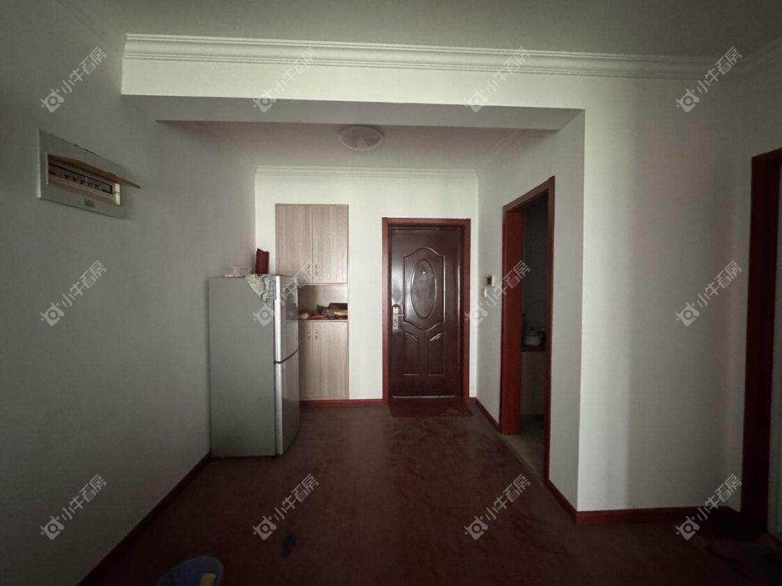 镇江荣城国际一期在售二手房源室内图_小牛看房