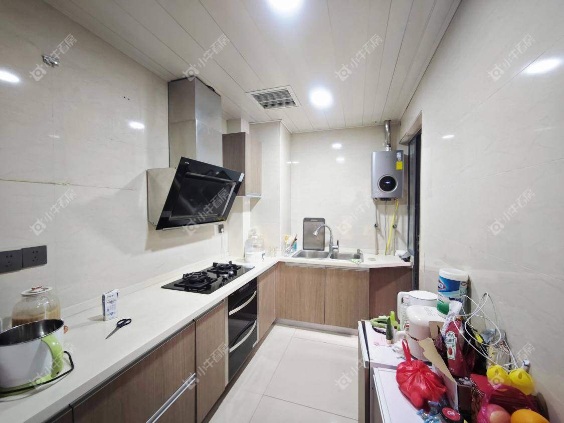 镇江凤凰国际在售二手房源室内图_小牛看房