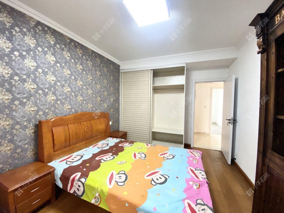 镇江凤凰新村在售二手房源室内图_小牛看房