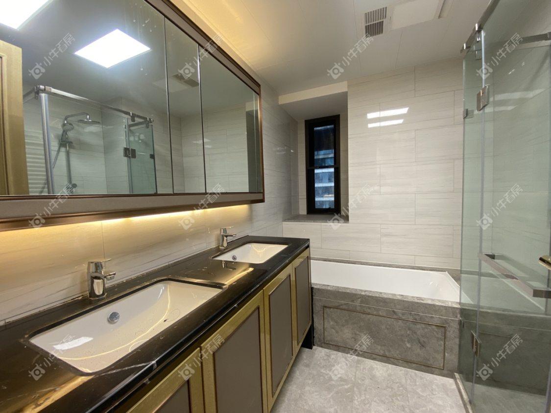 镇江红星天铂在售二手房源室内图_小牛看房