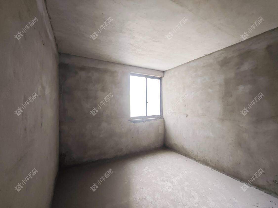 镇江金凤凰在售二手房源室内图_小牛看房