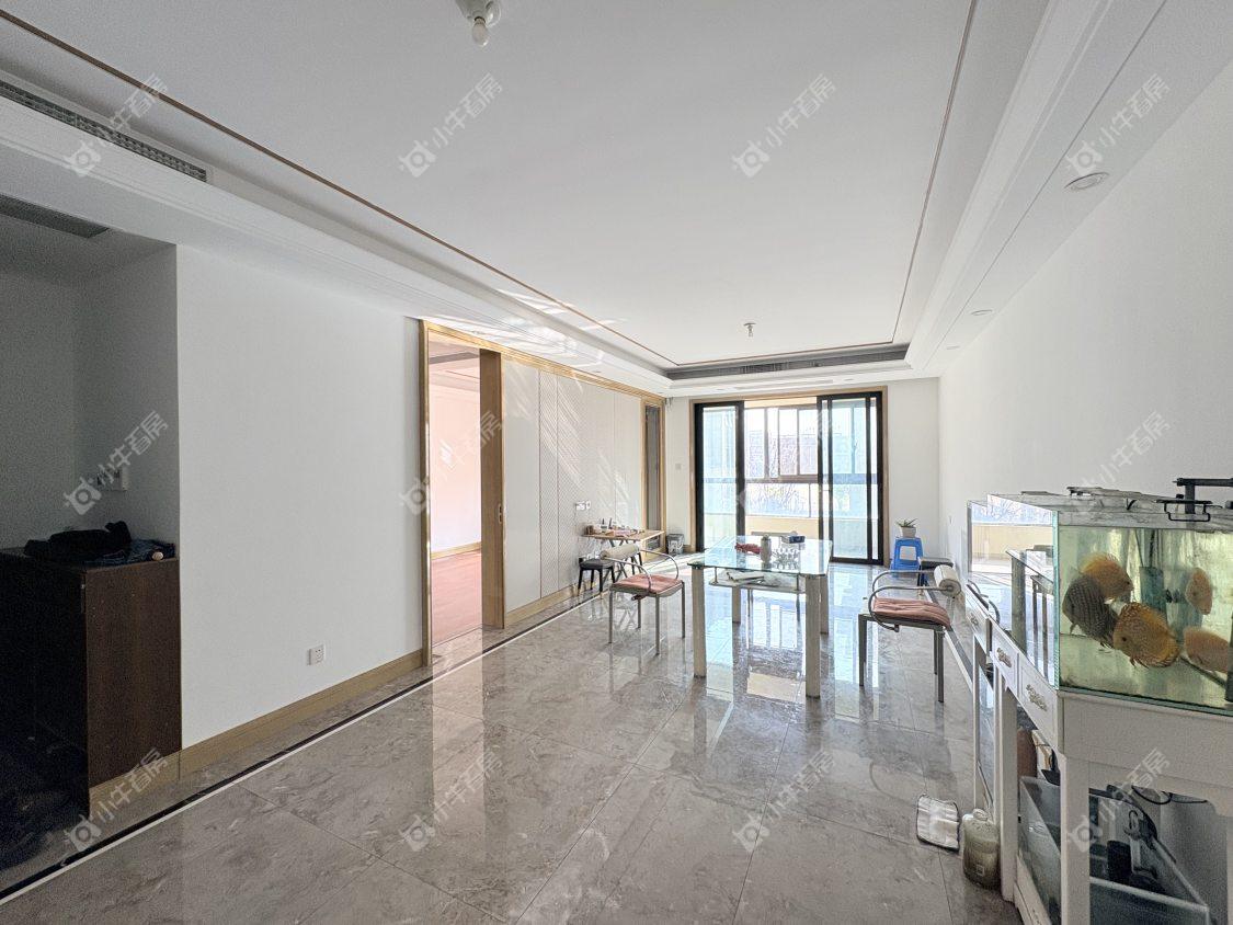 镇江红星天铂在售二手房源室内图_小牛看房