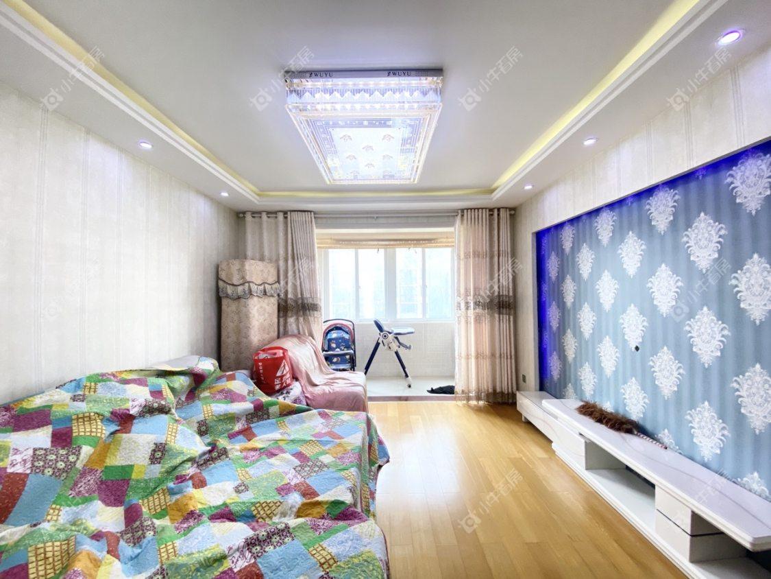 镇江练湖新城在售二手房源室内图_小牛看房