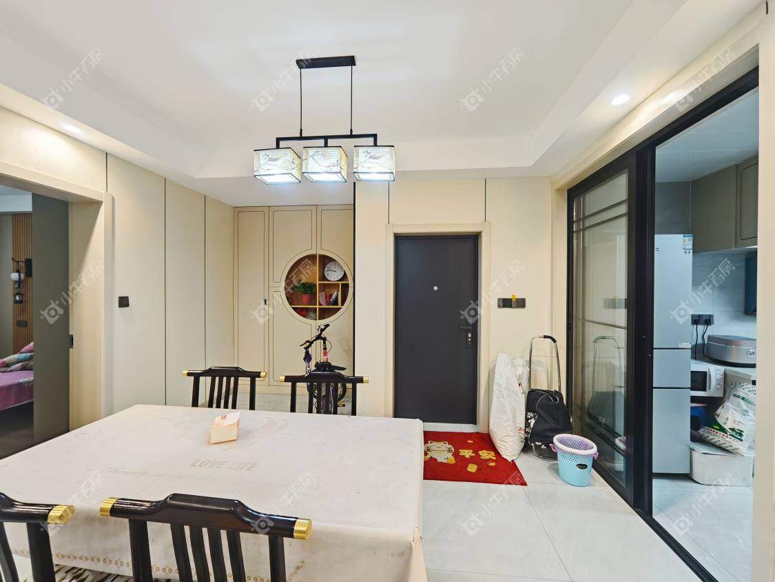 镇江鸿运楼在售二手房源室内图_小牛看房