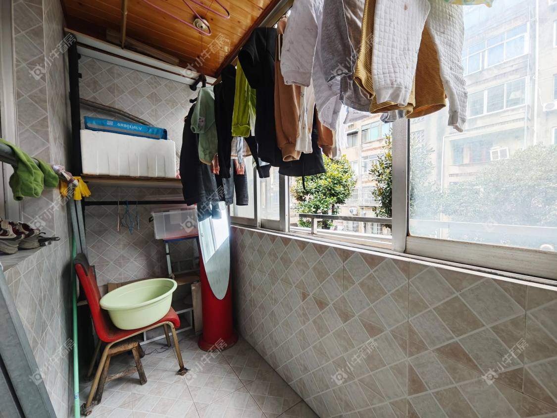 镇江海会新村在售二手房源室内图_小牛看房