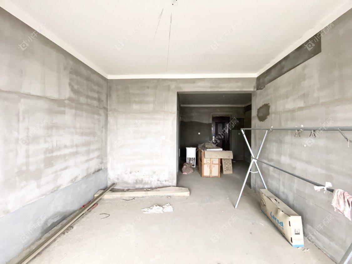 镇江滨河凤凰城在售二手房源室内图_小牛看房