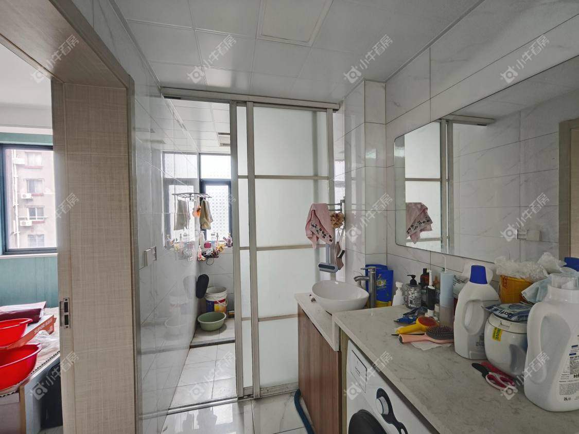 镇江幸福小区在售二手房源室内图_小牛看房