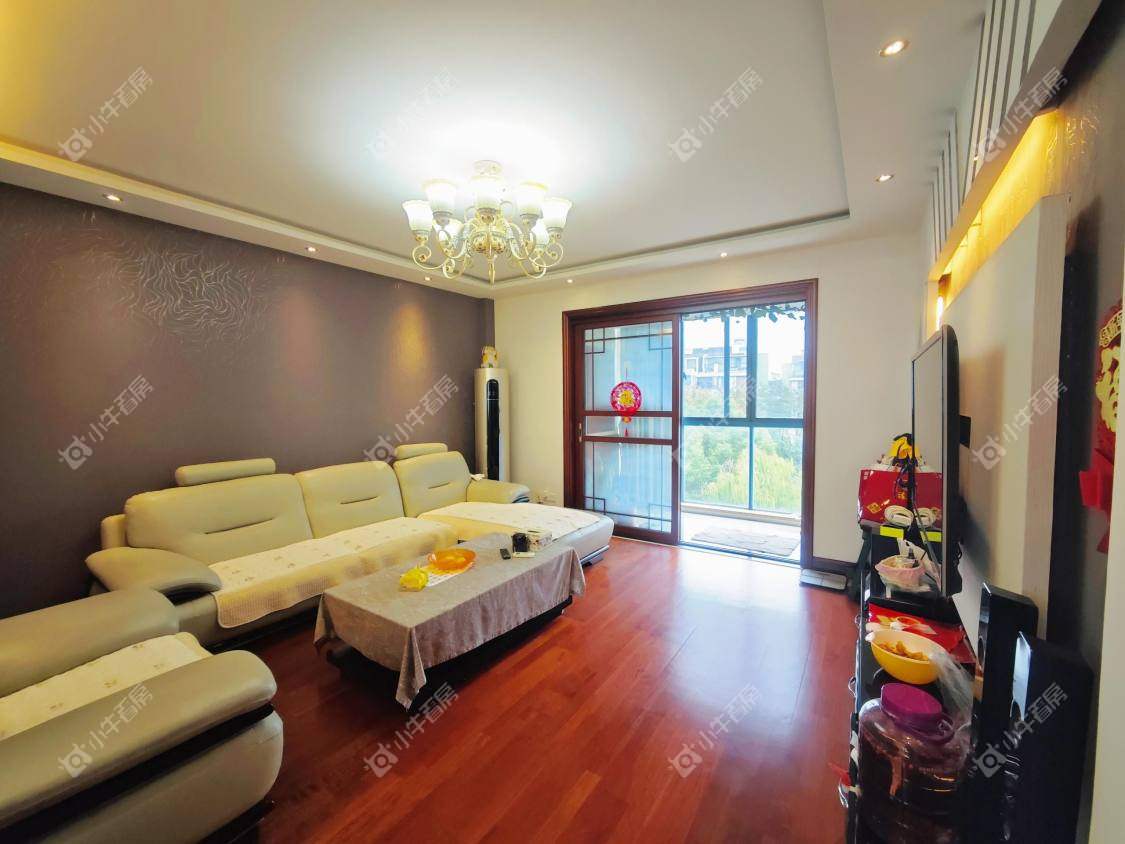 镇江天波城在售二手房源室内图_小牛看房