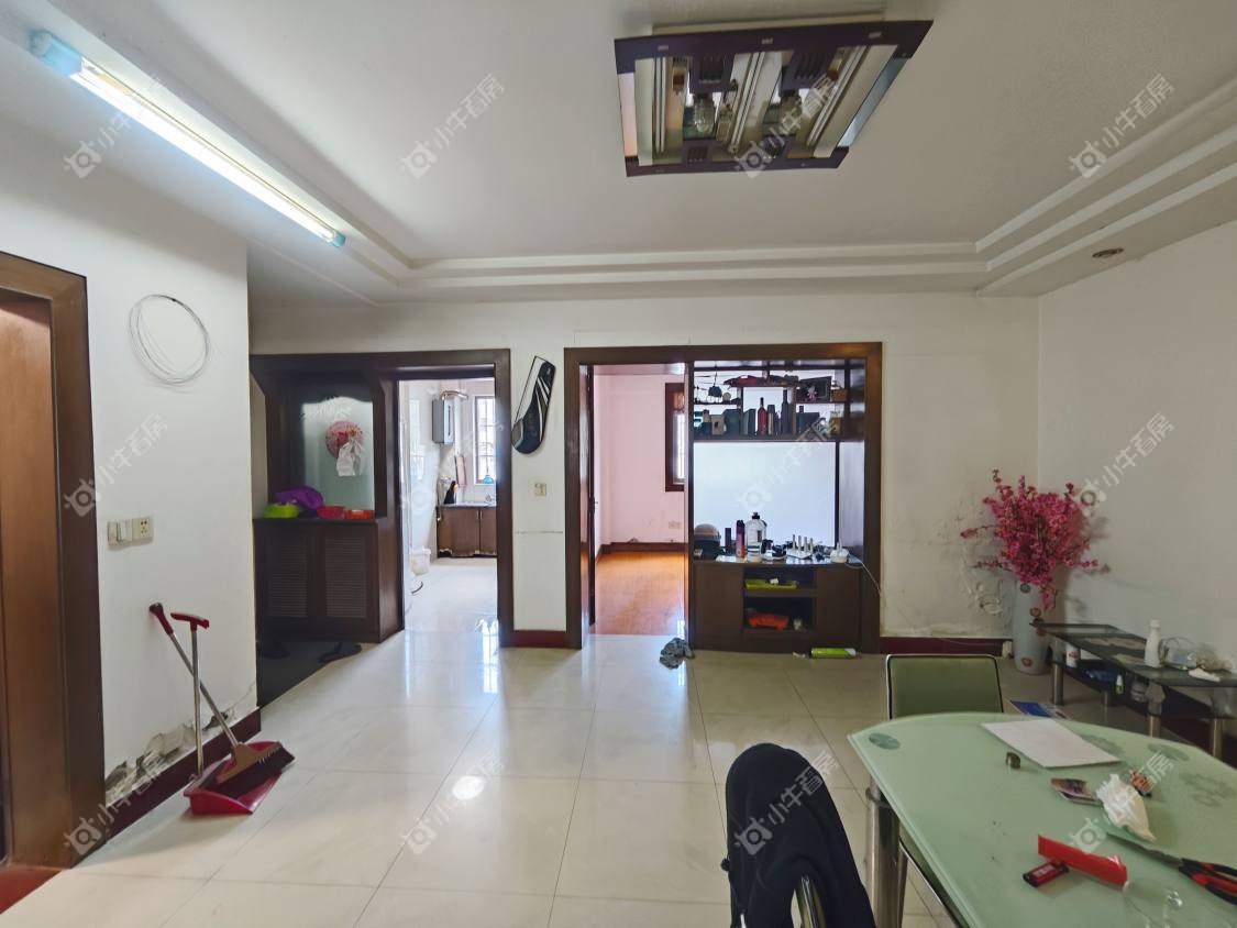 镇江兰信公寓在售二手房源室内图_小牛看房