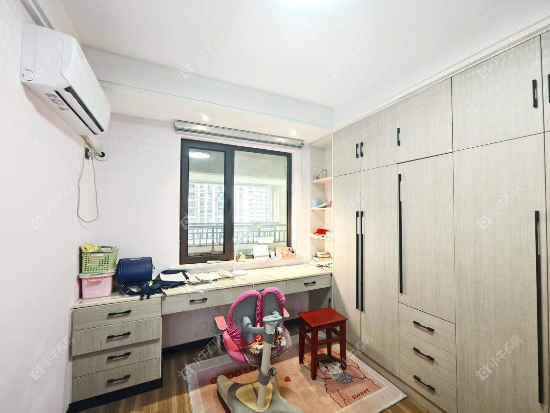 镇江荣城国际（中央公馆）在售二手房源室内图_小牛看房