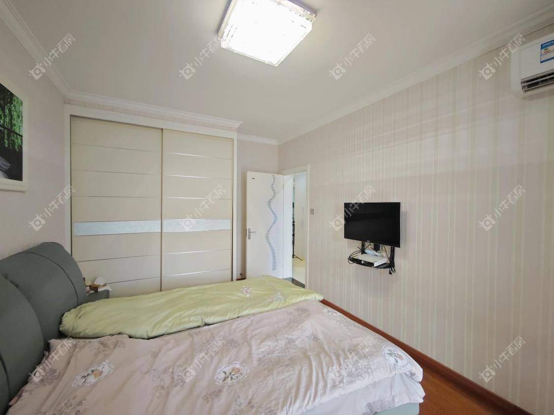 镇江华都锦城在售二手房源室内图_小牛看房