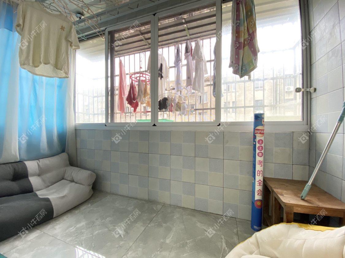 镇江华南新村在售二手房源室内图_小牛看房