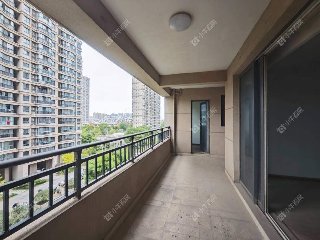 镇江碧桂园在售二手房源室内图_小牛看房