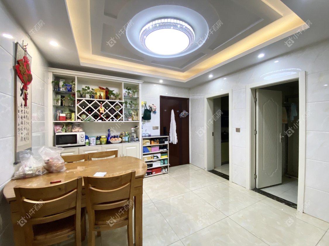 镇江东方盛世在售二手房源室内图_小牛看房