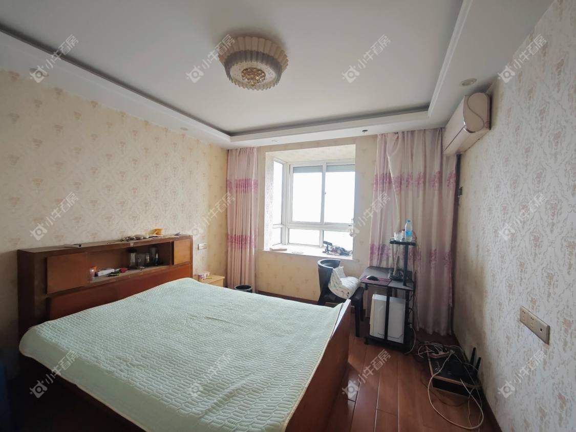 镇江南门花园在售二手房源室内图_小牛看房