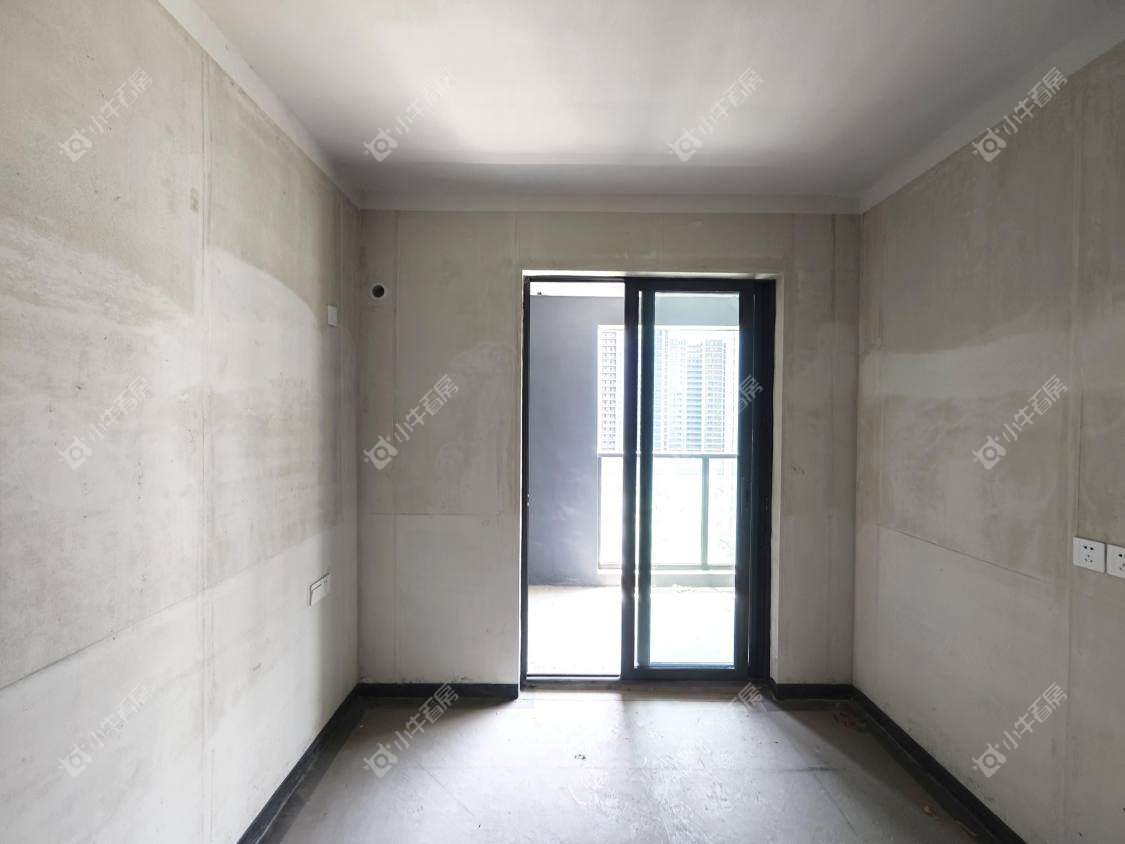 镇江中海时代都会在售二手房源室内图_小牛看房