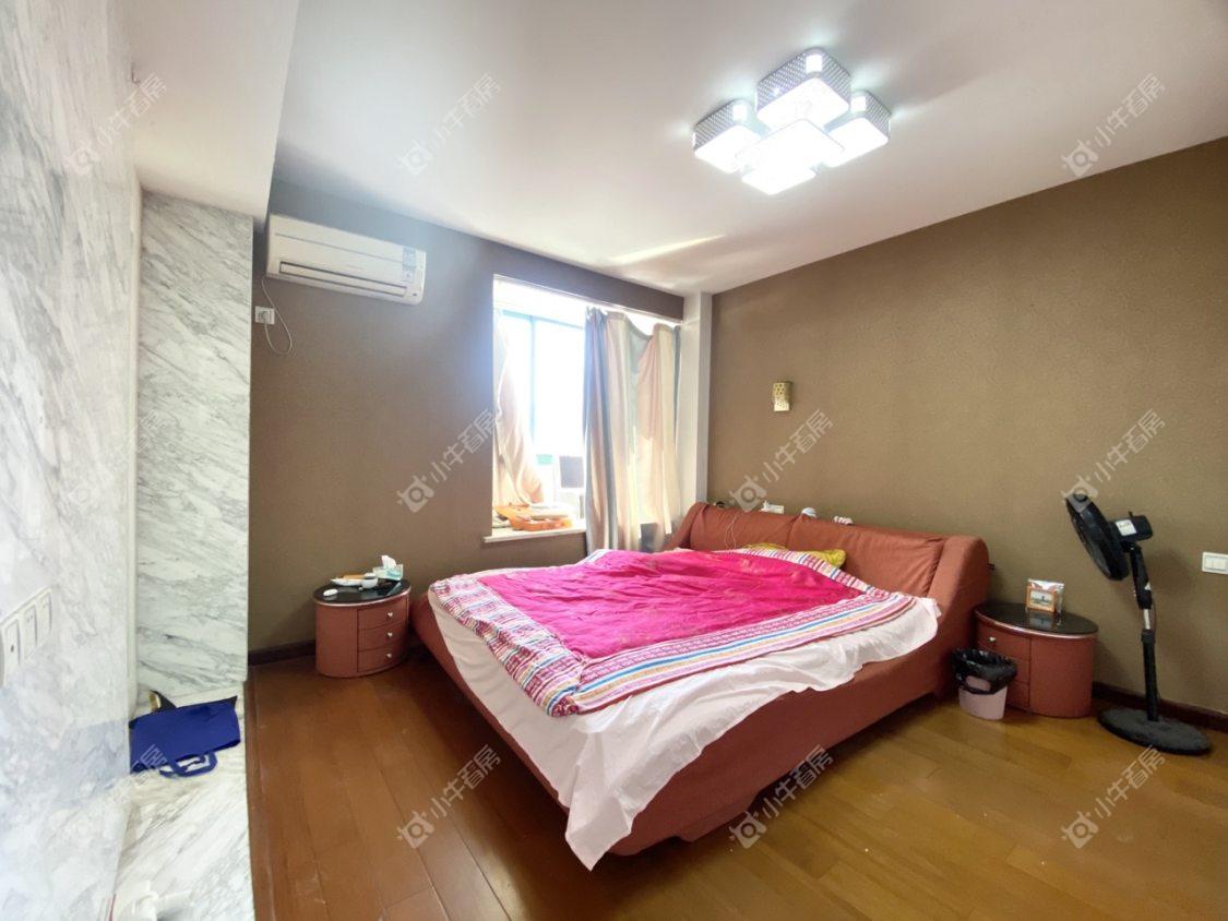 镇江芳草苑在售二手房源室内图_小牛看房