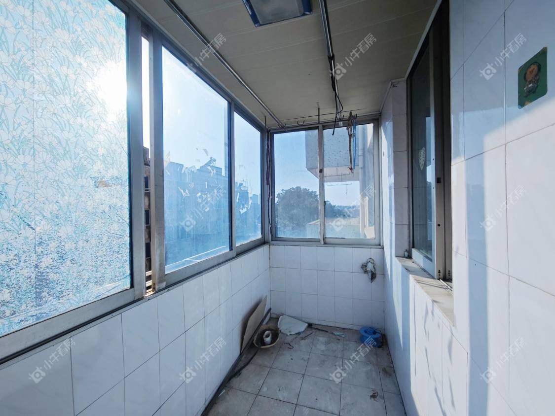 镇江台阳小区在售二手房源室内图_小牛看房