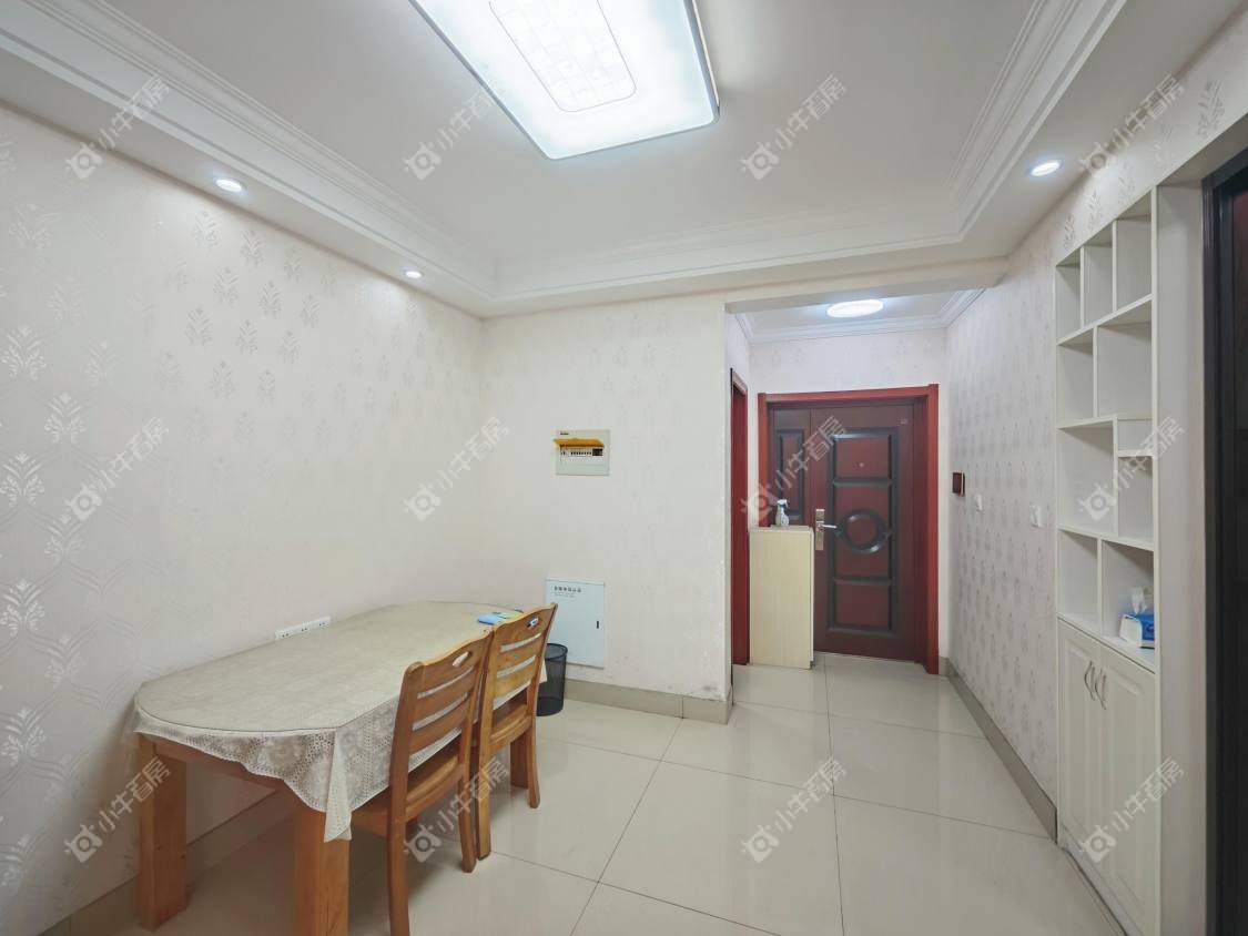 镇江丹凤国际在售二手房源室内图_小牛看房