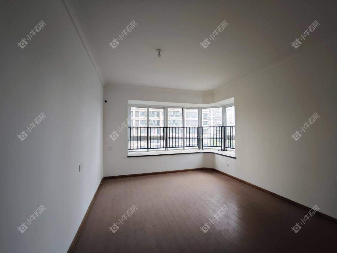 镇江碧桂园在售二手房源室内图_小牛看房