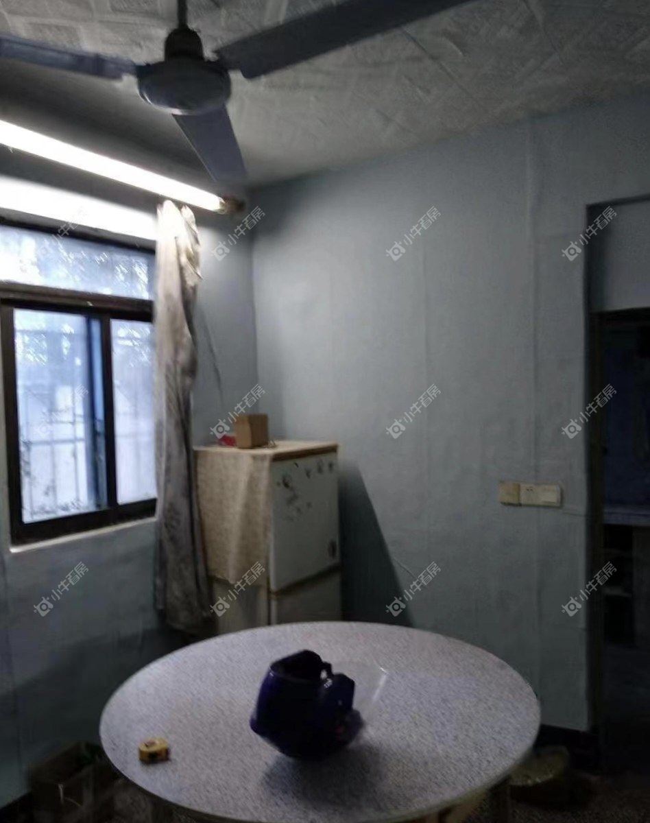 镇江阜阳新二村在租房源室内图_小牛看房