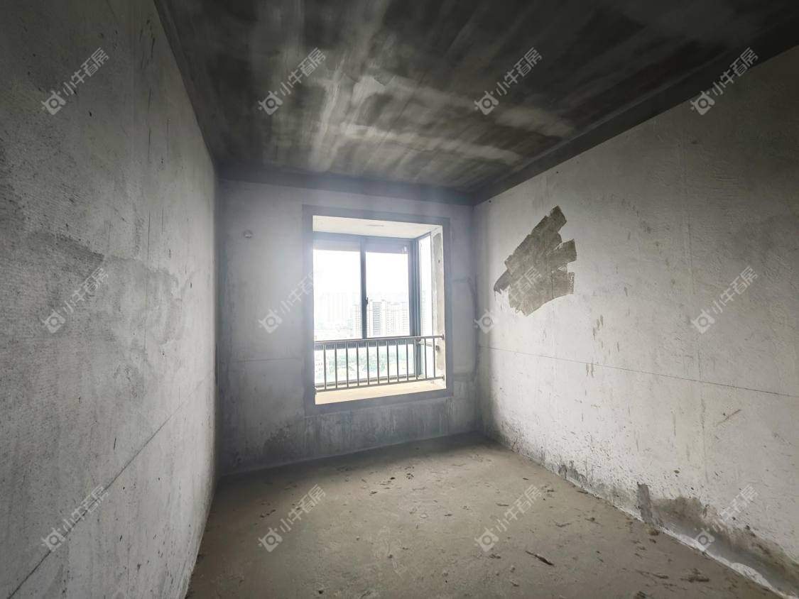 镇江金凤凰在售二手房源室内图_小牛看房