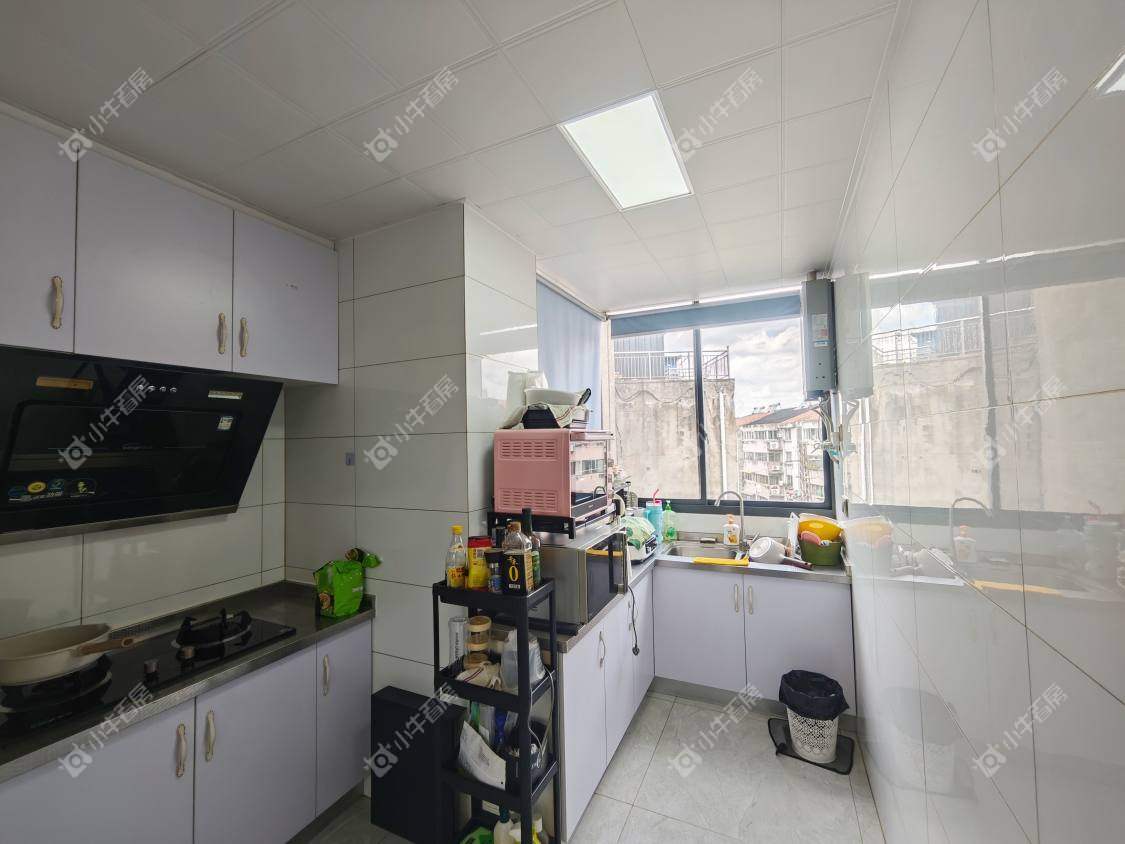 镇江台阳小区在售二手房源室内图_小牛看房