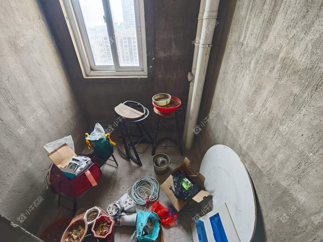 镇江汇金天地在售二手房源室内图_小牛看房