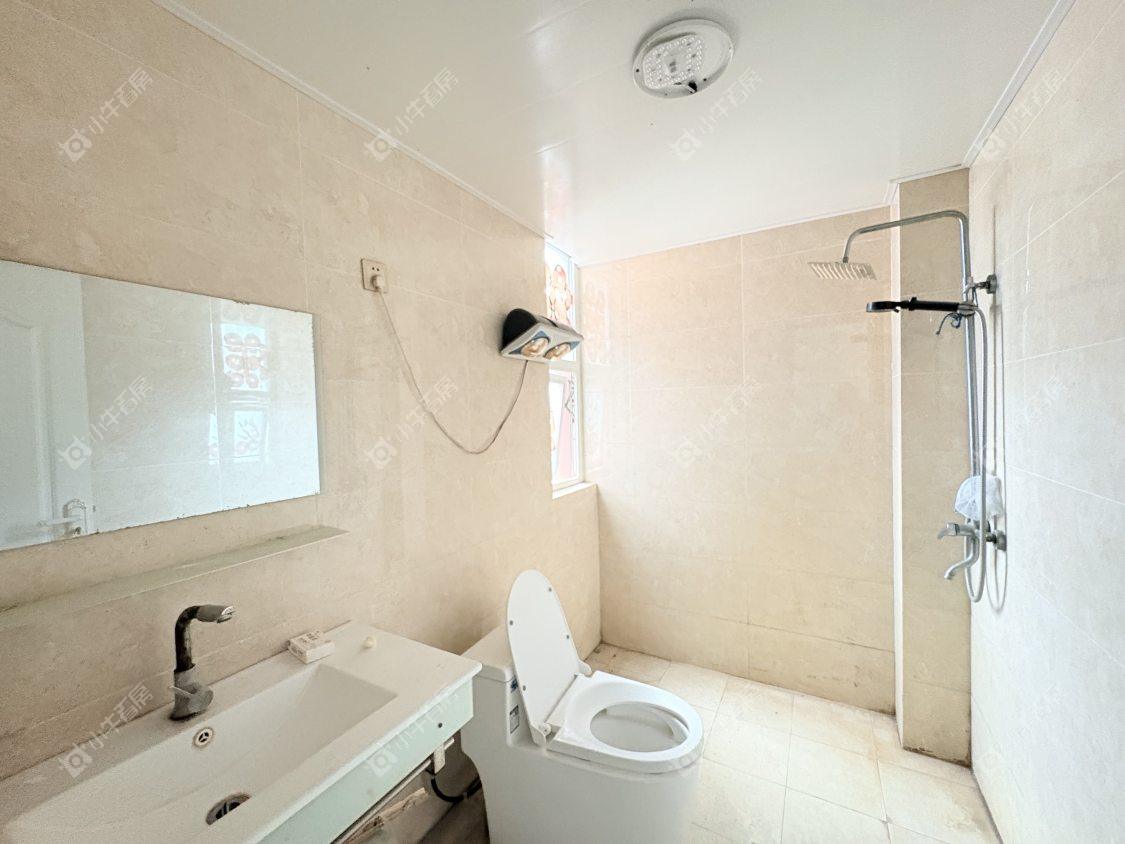 镇江嘉荟新城在售二手房源室内图_小牛看房