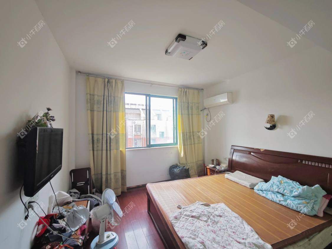 镇江芳草苑在售二手房源室内图_小牛看房