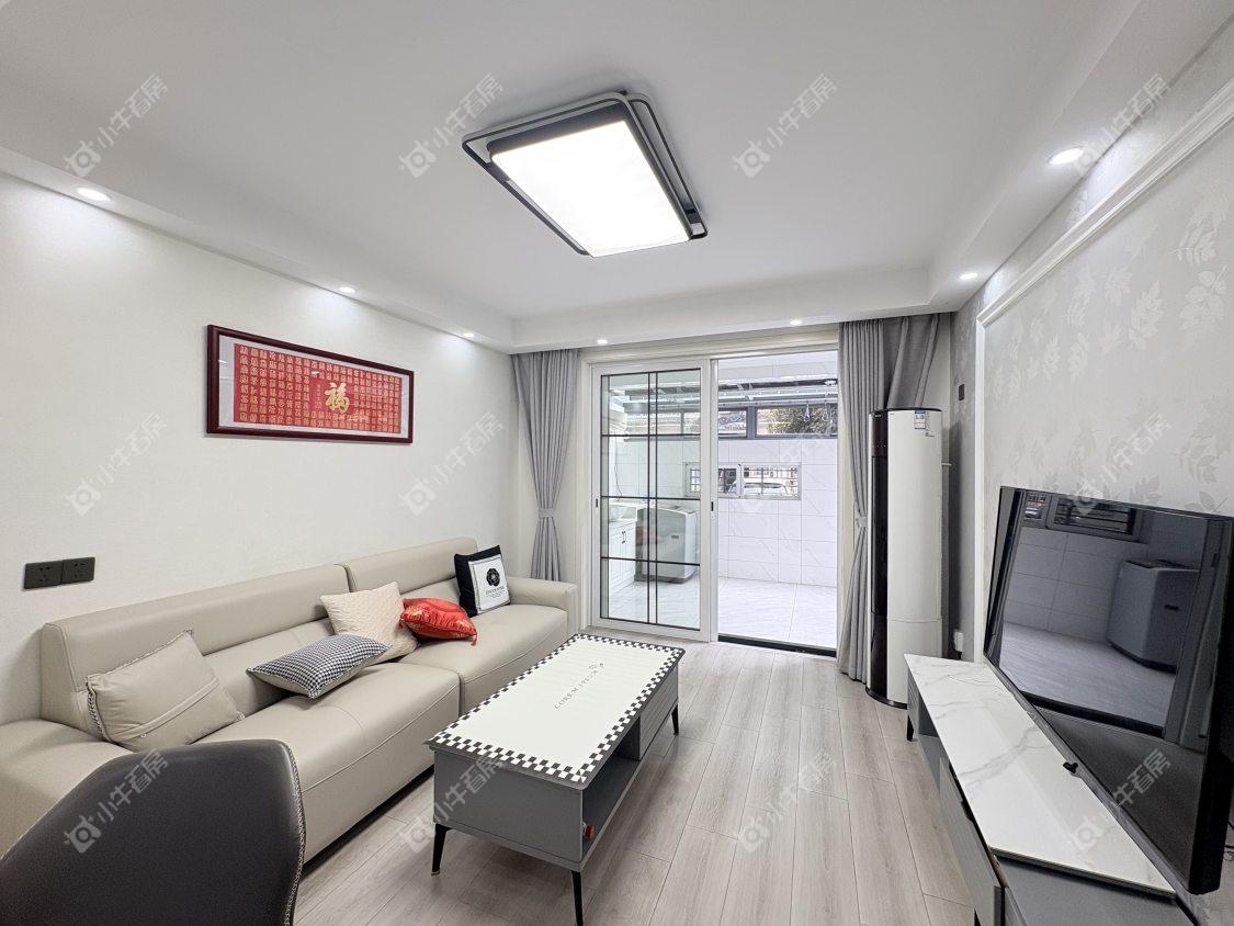 镇江云阳新村在售二手房源室内图_小牛看房