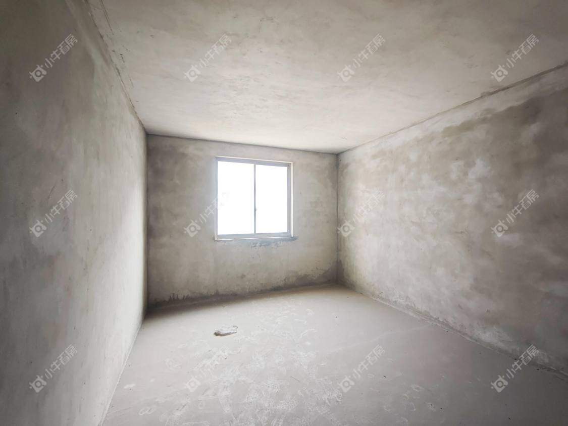 镇江金凤凰在售二手房源室内图_小牛看房