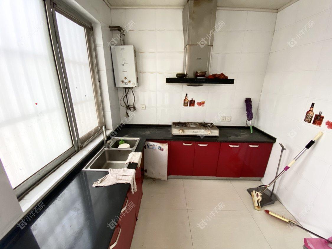 镇江云阳新村在售二手房源室内图_小牛看房