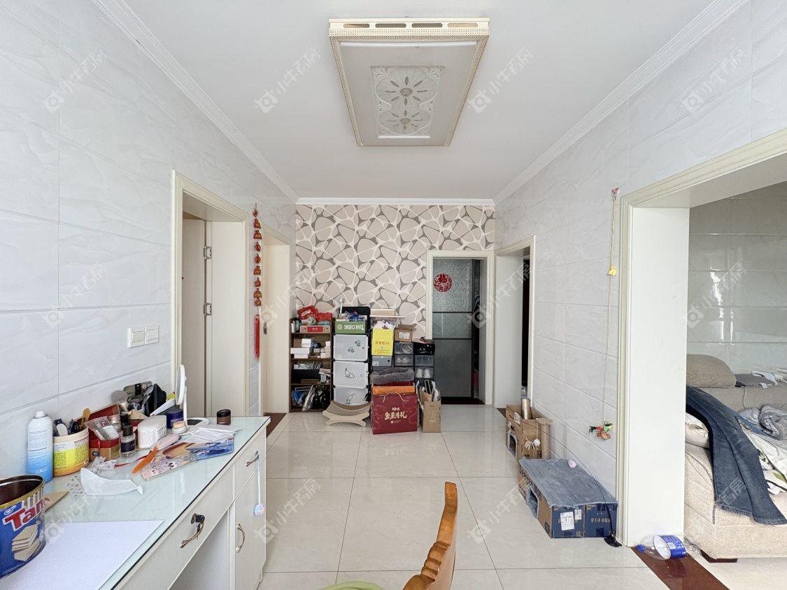 镇江凤凰新村在售二手房源室内图_小牛看房