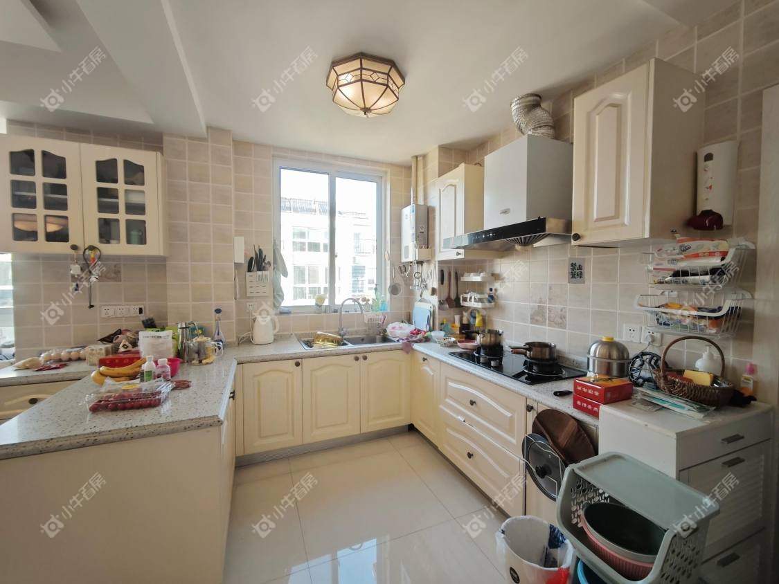 镇江凰嘉花苑在售二手房源室内图_小牛看房