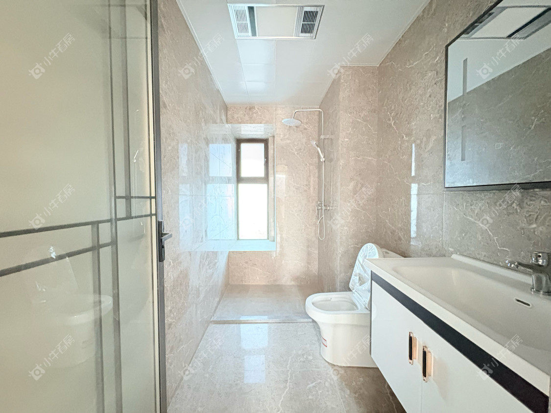 镇江碧桂园樾府在售二手房源室内图_小牛看房