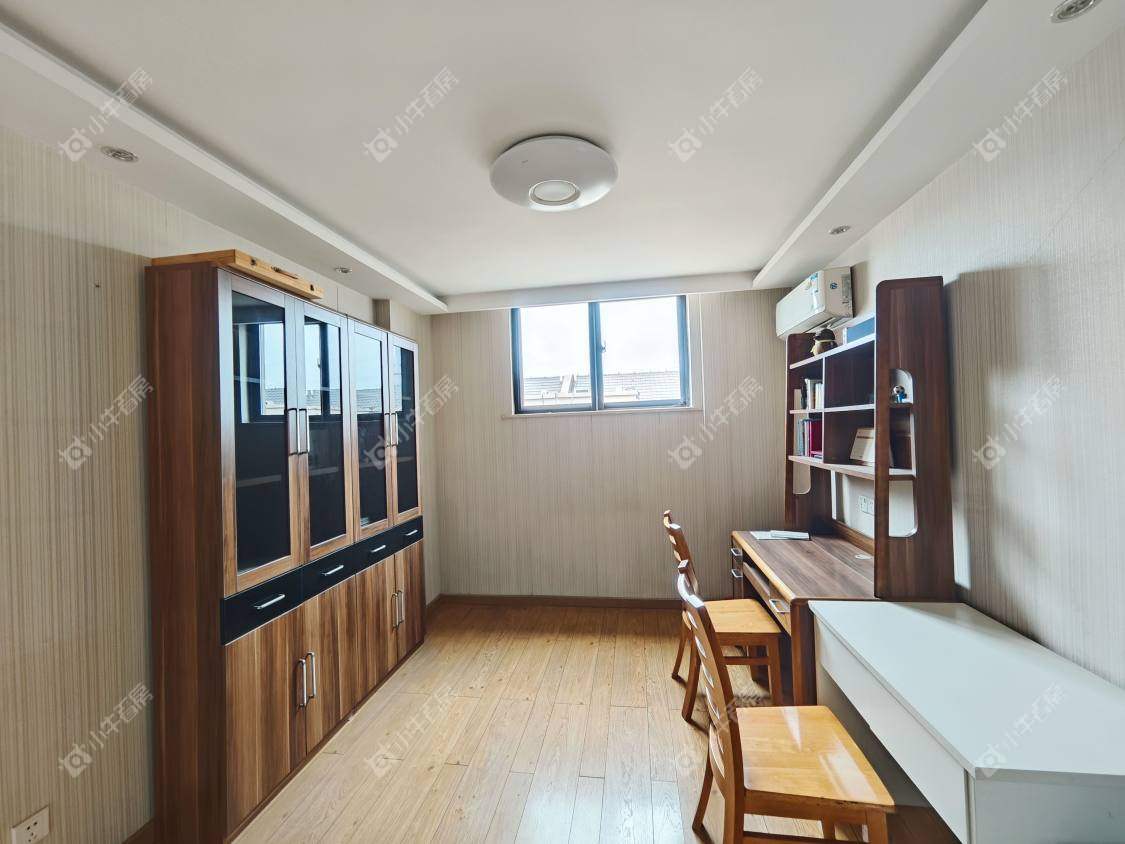 镇江世纪豪都在售二手房源室内图_小牛看房