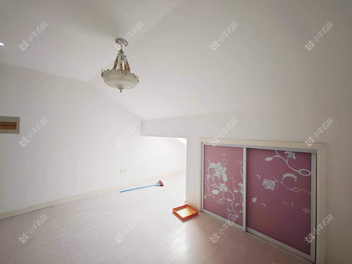 镇江世纪豪都在售二手房源室内图_小牛看房