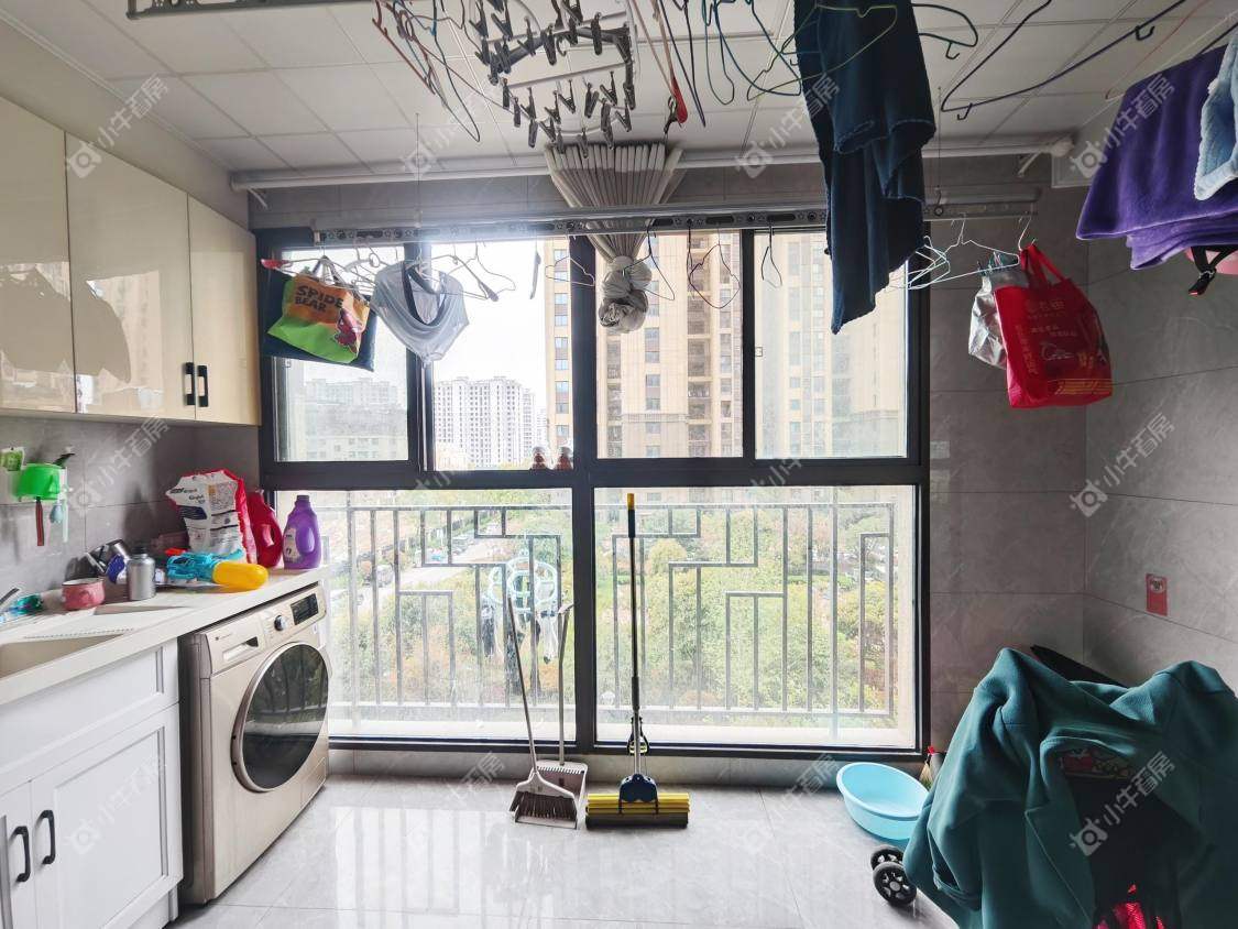 镇江华都幸福里在售二手房源室内图_小牛看房