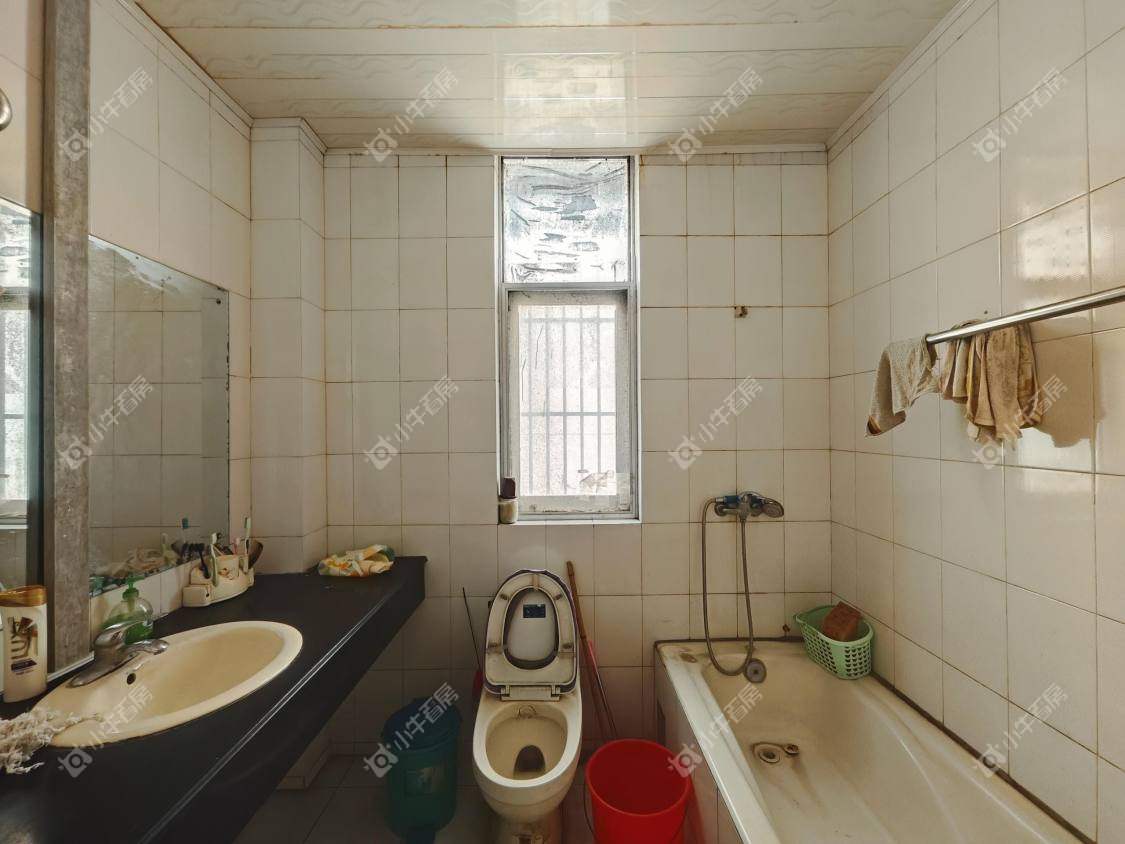 镇江安达商住楼在售二手房源室内图_小牛看房