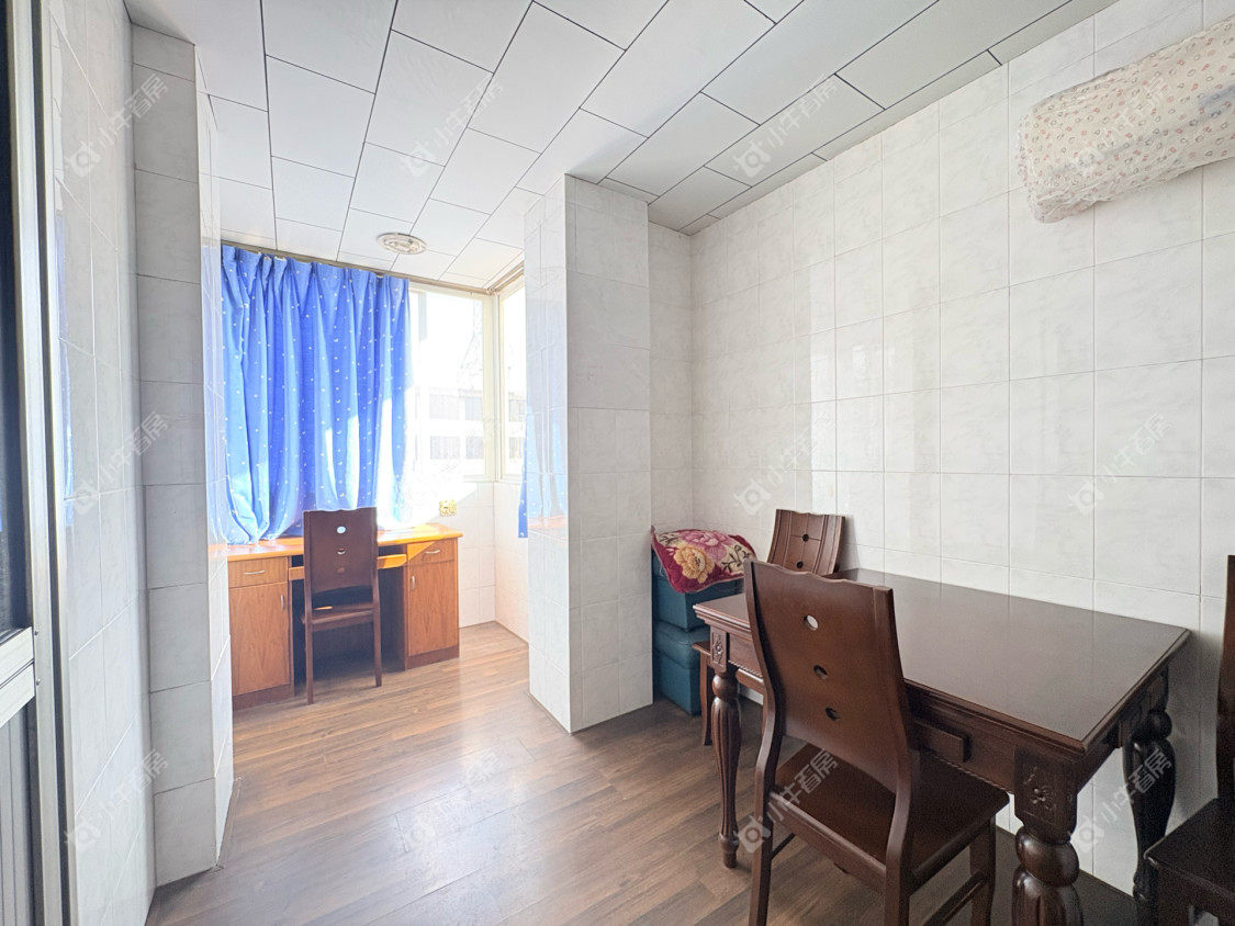 镇江四牌楼在售二手房源室内图_小牛看房